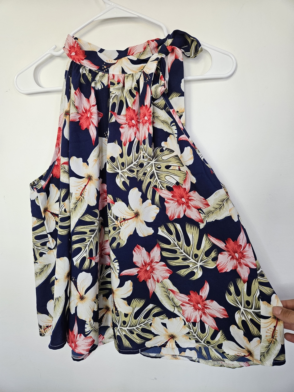SHEIN Tropical Floral Halter Neck Top Large Navy Blue Tie Neck Sleeveless Blouse